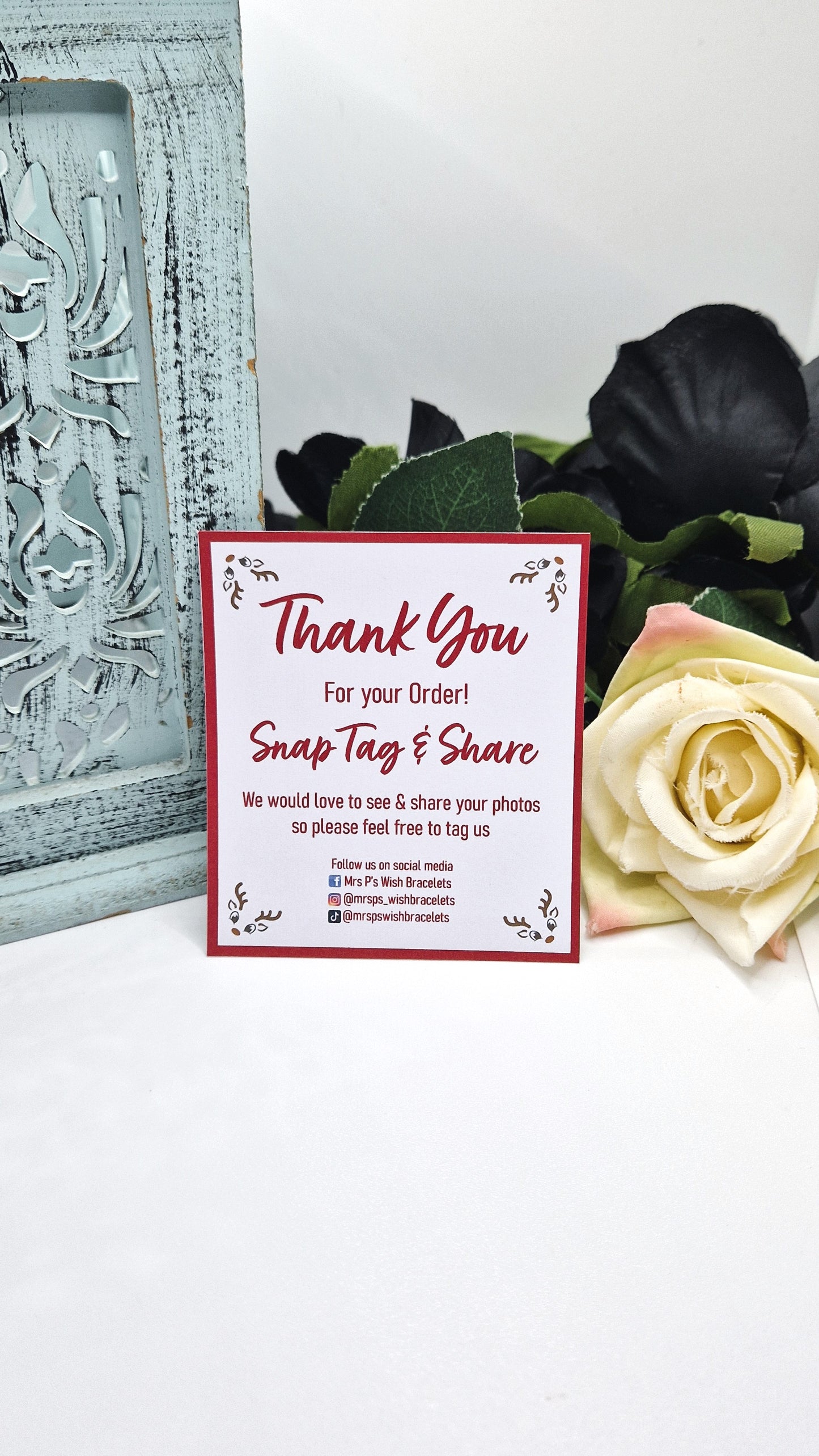 Red Christmas Snap Tag Share Cards